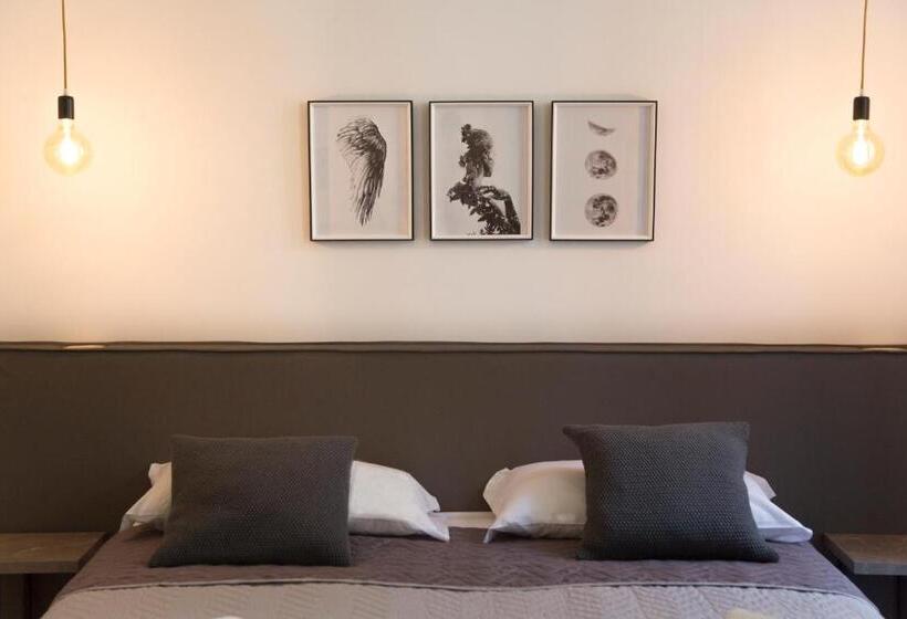 اتاق سوپریور چهار تخته, Plebiscitum 2.0