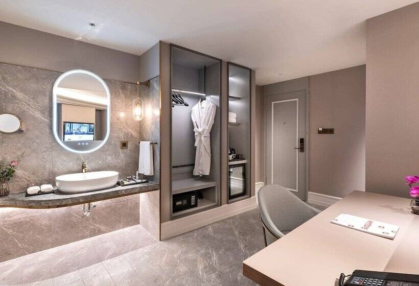 Quarto Prestige, Mercure Shanghai Xujiahui South