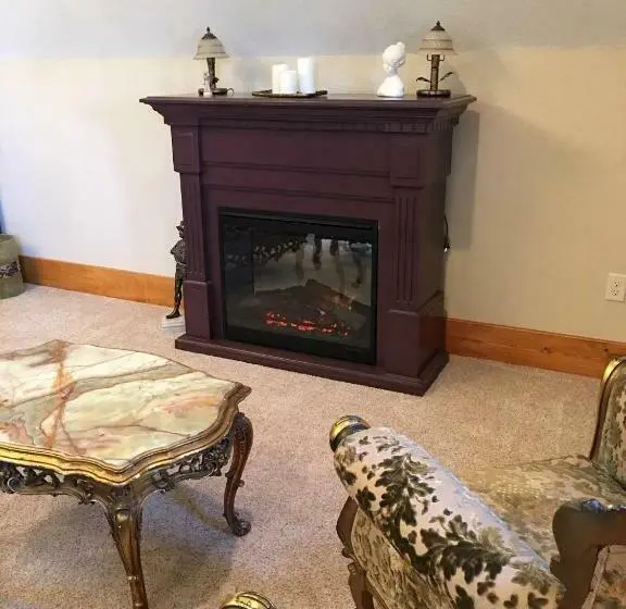 デラックススイート, Attwood House Bed And Breakfast Near Manhattan, Ks