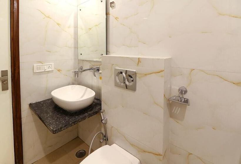 Трехместный Номер Deluxe, York Legacy