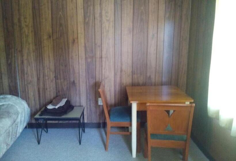 Номер Стандарт, Mountaineer Motel