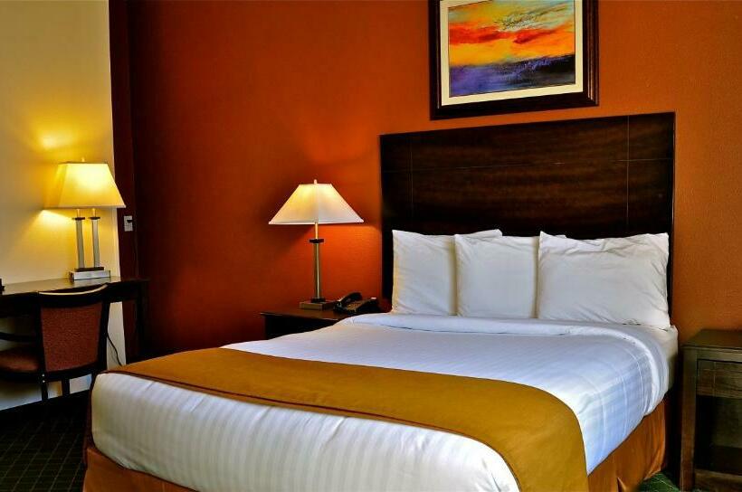 스탠다드 룸, Landmark Inn Fort Irwin