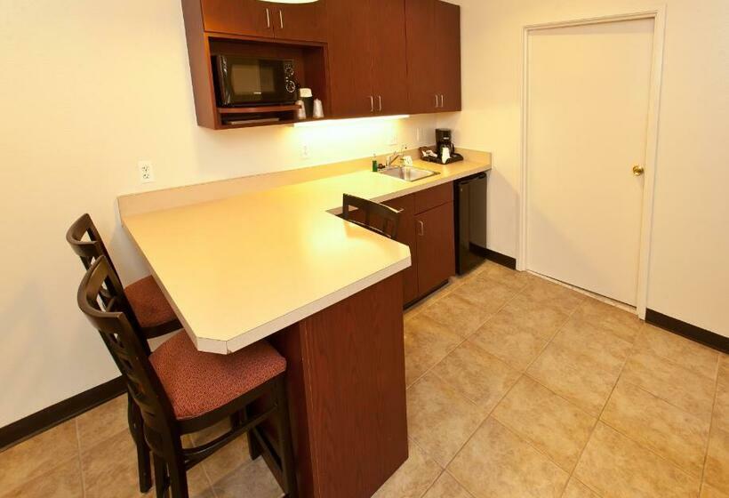 스위트, Landmark Inn Fort Irwin