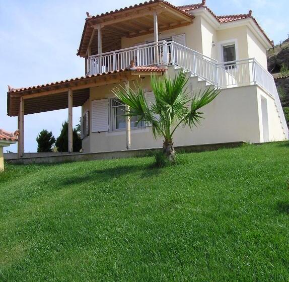 庭の見える1ベッドルームアパートメント, Iliovasilema