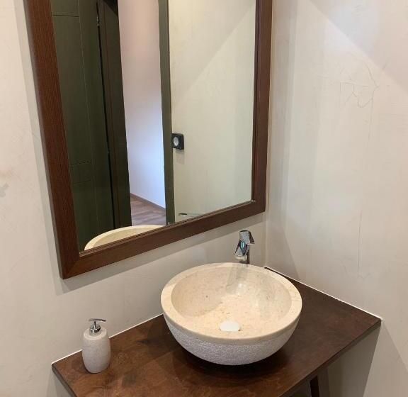 2ベッドルームアパートメント, Iliovasilema