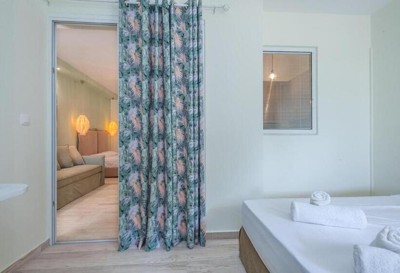 庭の見える1ベッドルームアパートメント, Iliovasilema