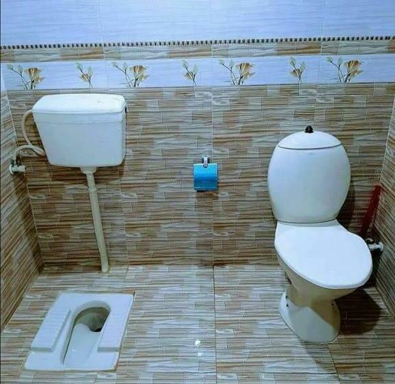 اتاق لوکس, Galaxy Inn Guest House