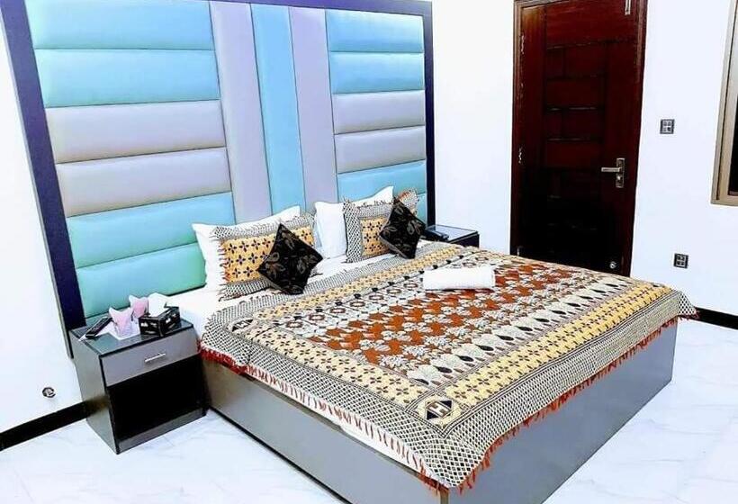 اتاق لوکس, Galaxy Inn Guest House