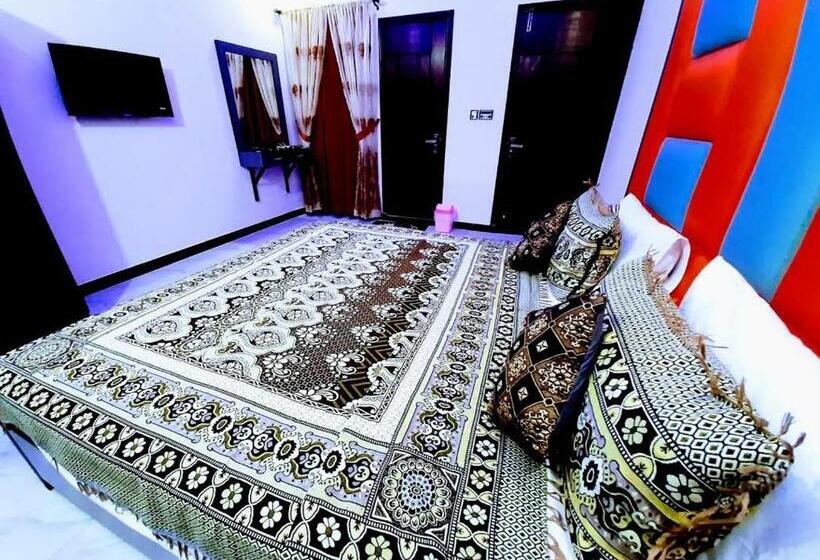 اتاق لوکس, Galaxy Inn Guest House