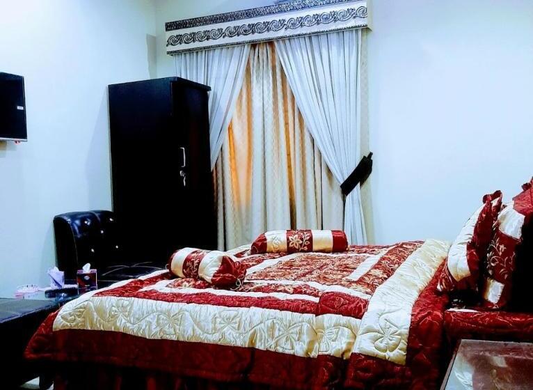 اتاق لوکس, Galaxy Inn Guest House