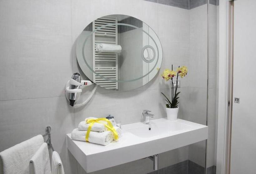 غرفة قياسية, Alfema Rooms