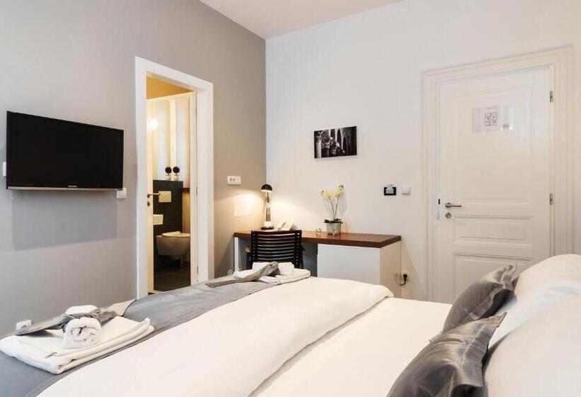 غرفة قياسية مزوَّدة بشُرفة, Prima Luxury Rooms