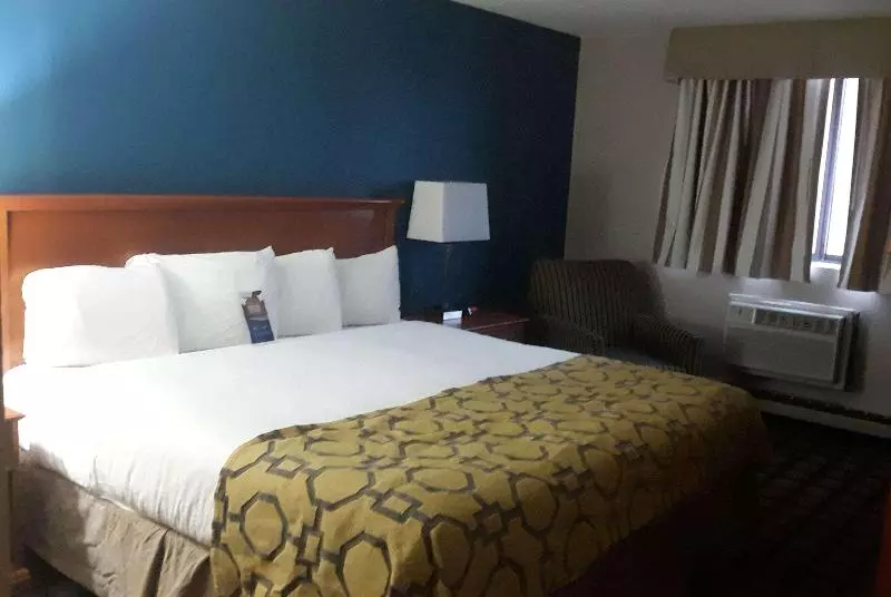 اتاق استاندارد با تخت بزرگ, Baymont By Wyndham Rochester Mayo Clinic Area