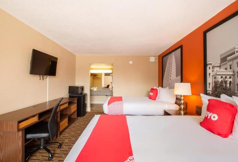 带2个双人床的标准工作室, OYO Hotel Port Allen LA I-10 West