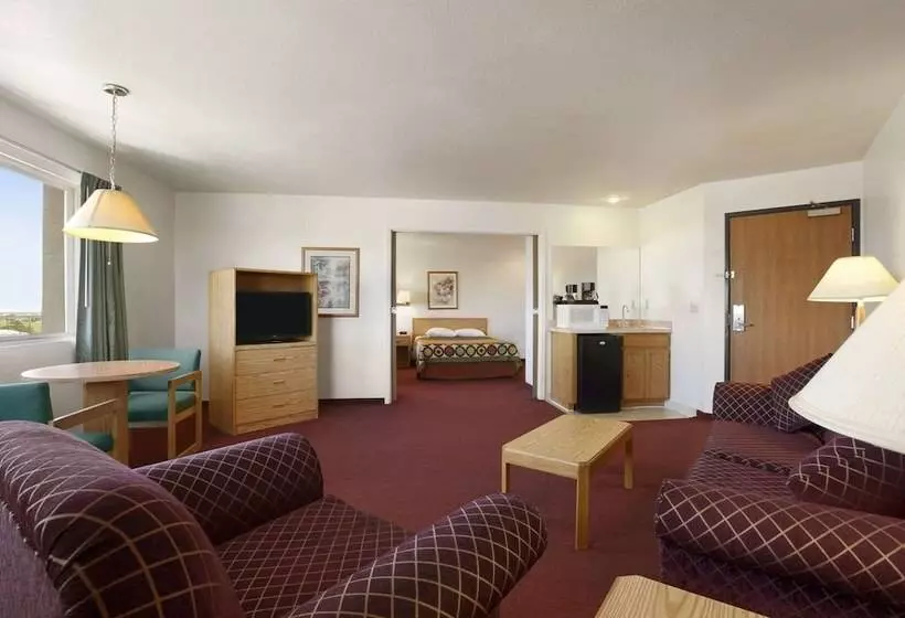 سوییت, Super 8 By Wyndham Austin North/university Area