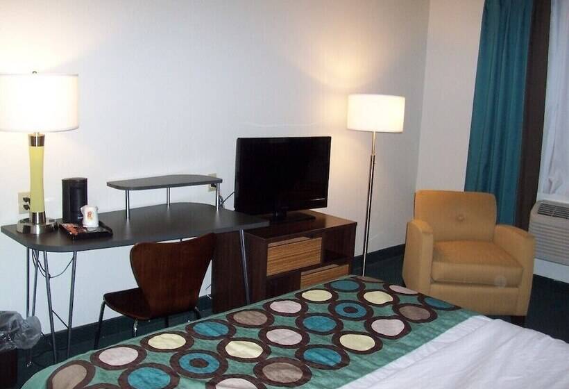 디럭스 스튜디오, Super 8 By Wyndham Ionia Mi