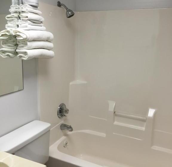 ２ダブルベッドのスタンダードルーム, Super 8 By Wyndham Redfield