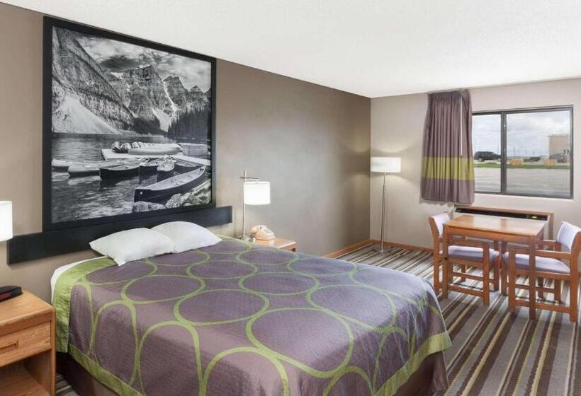 适合残疾人使用的标准间, Super 8 By Wyndham Watseka