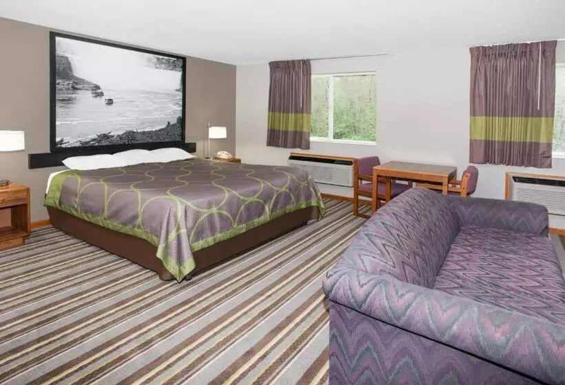 Deluxe Suite King Bed, Super 8 By Wyndham Watseka