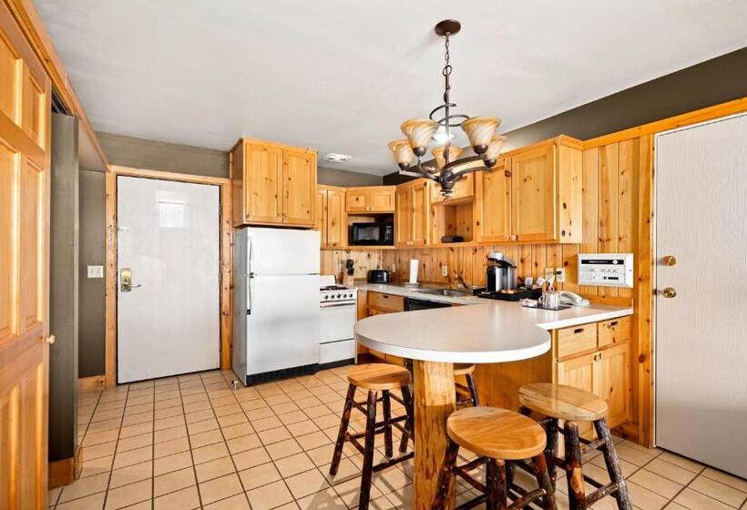 جناح سرير كينج, Superior Shores Resort