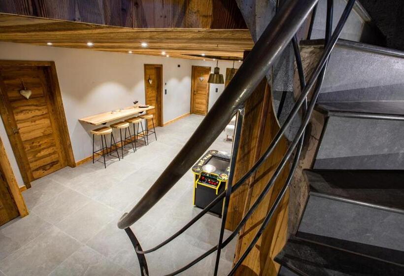 اتاق استاندارد, Les Mazots Des Fées