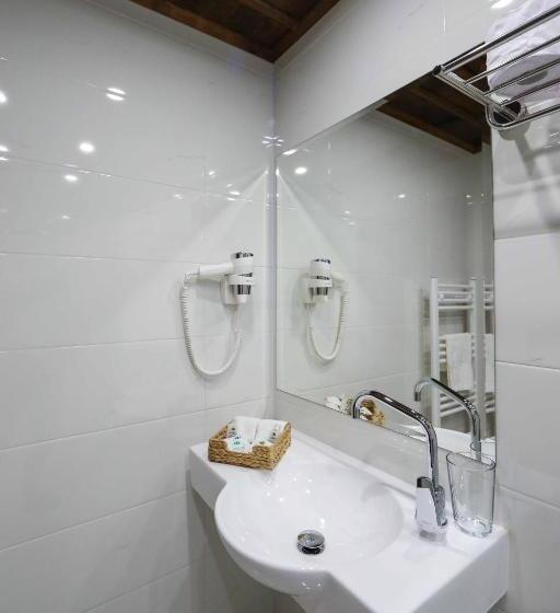 Studio Comfort, Leshten