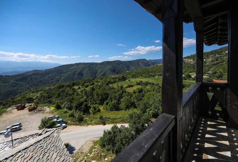 Pokój Comfort, Leshten