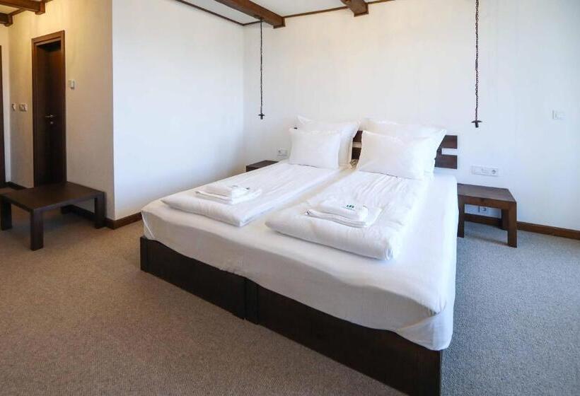 Pokój Comfort, Leshten