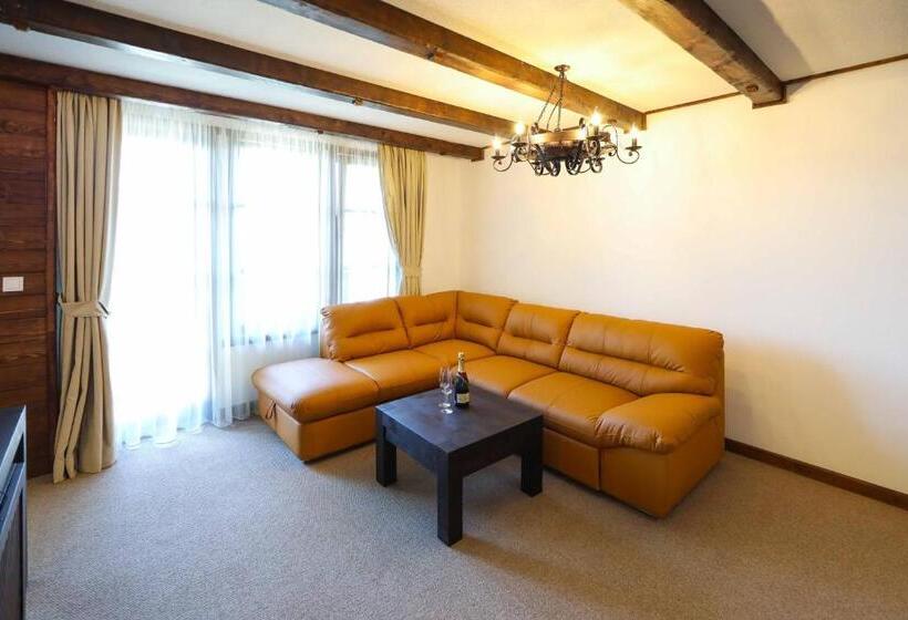 Studio Comfort, Leshten