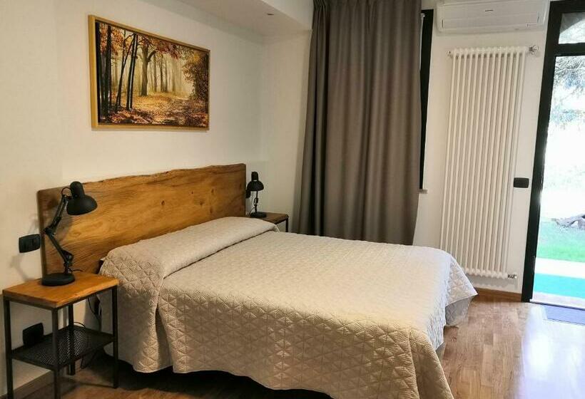 اتاق لوکس با چشمانداز باغ, B&b Ca Restom