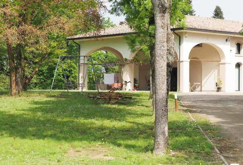 اتاق لوکس با چشم‌انداز باغ, B&b Ca  Restom