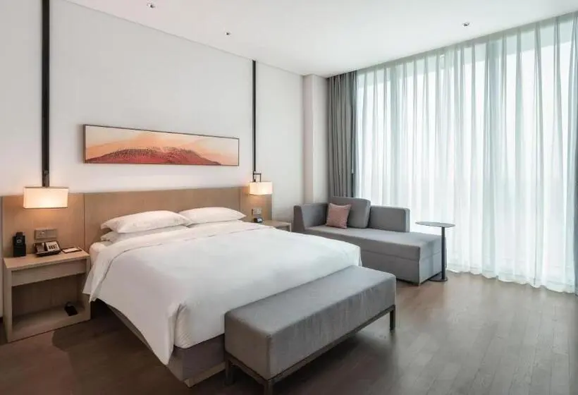 キングサイズベッドのスイートルーム, Hyatt Place Changsha Airport