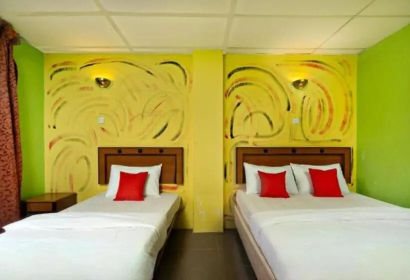 Pokój Deluxe Trzyosobowy, Lumut