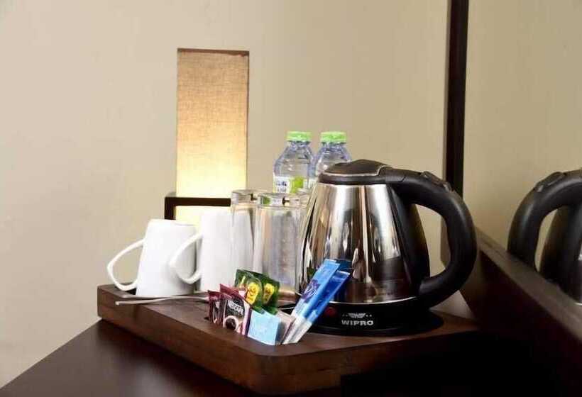 Deluxe Kolmen Hengen Huone, Pine Hill Residence