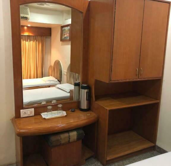 Standard-huone King-vuode, Shripad Continental