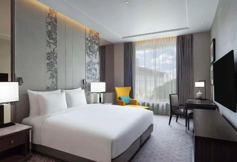 2 Bedroom Executive Suite