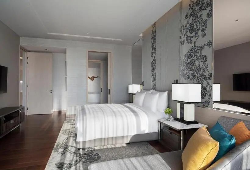 2 Bedroom Suite