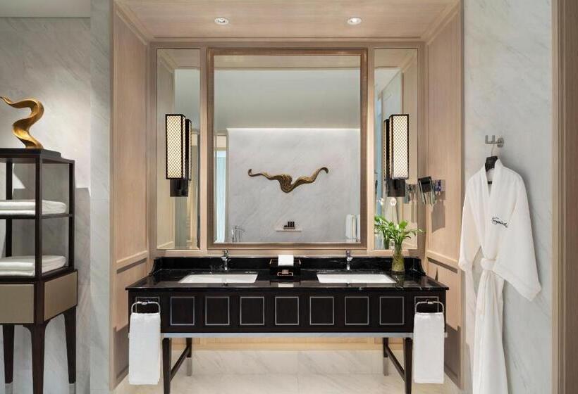 Executive Room King Size Bed