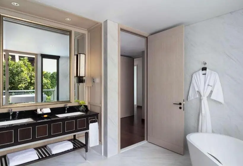 Royal Suite