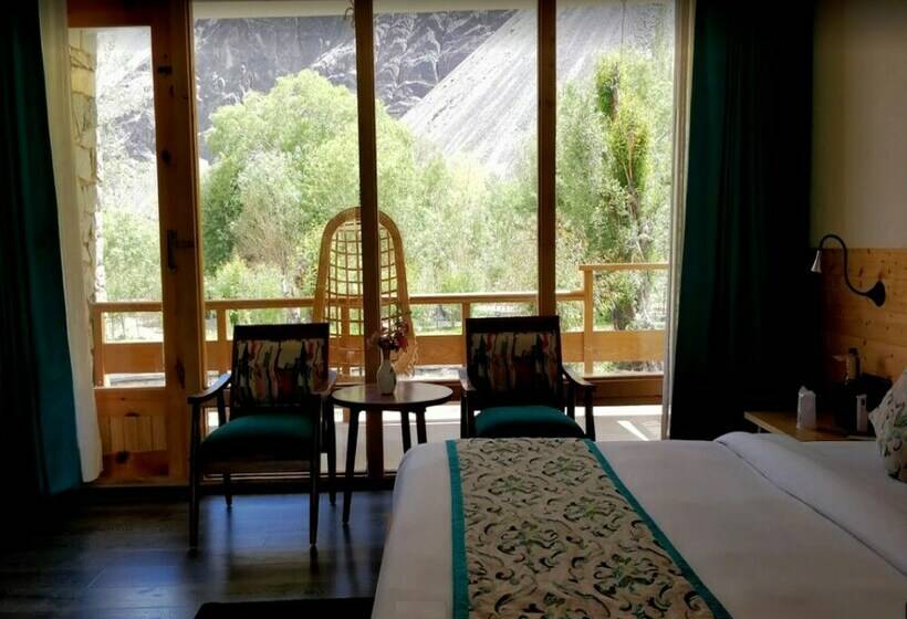 דירת חדר דלוקס, Stone Hedge Hotel Hunder