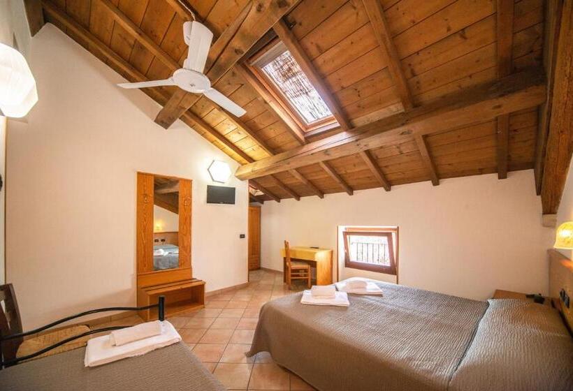 Номер Стандарт Трехместный, Albergo Al Platano