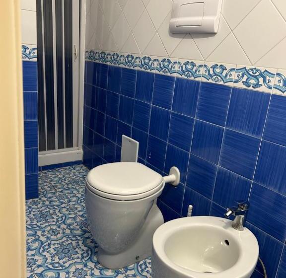 اتاق استاندارد سه نفره, Palma