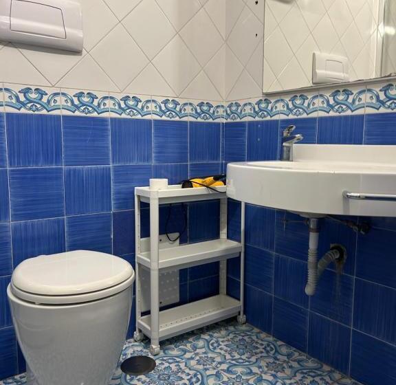 اتاق استاندارد سه نفره, Palma