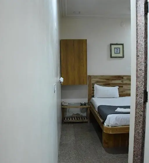 Chambre Deluxe, Regency