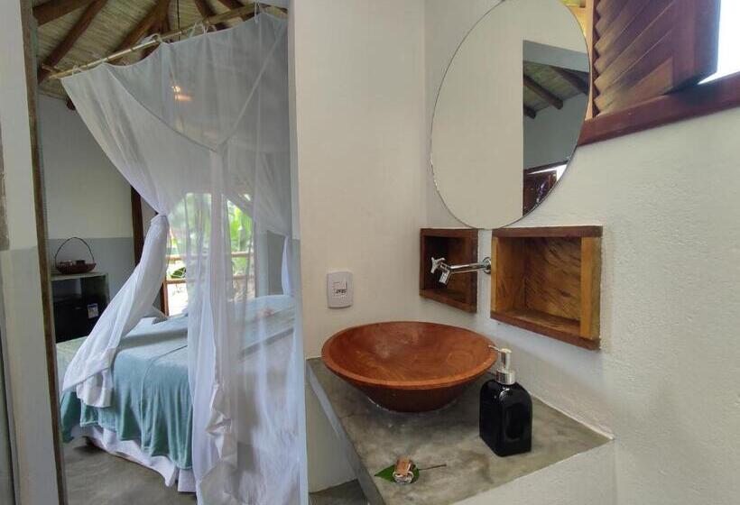 بنجلو قياسى مطلّ علي الحديقة, Pousada Vila Cacau