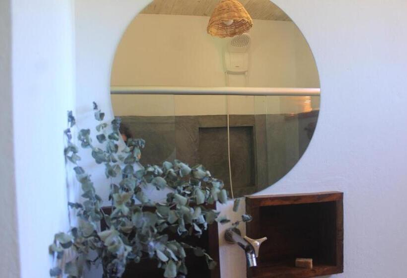 بنجلو قياسى مطلّ علي الحديقة, Pousada Vila Cacau