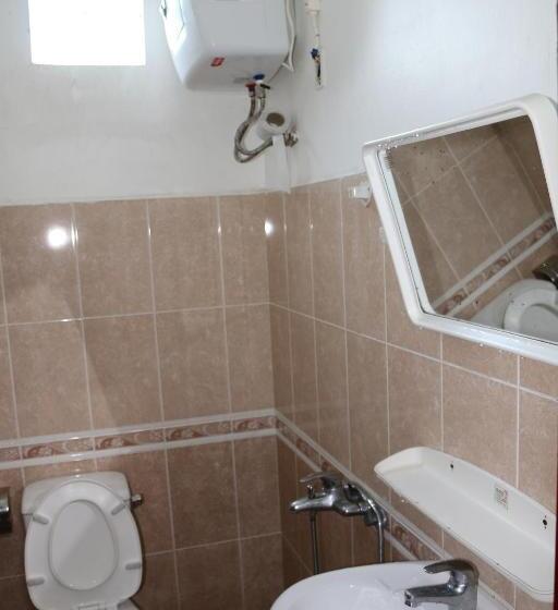 اتاق استاندارد با بالکن, Dalat Happy Hostel