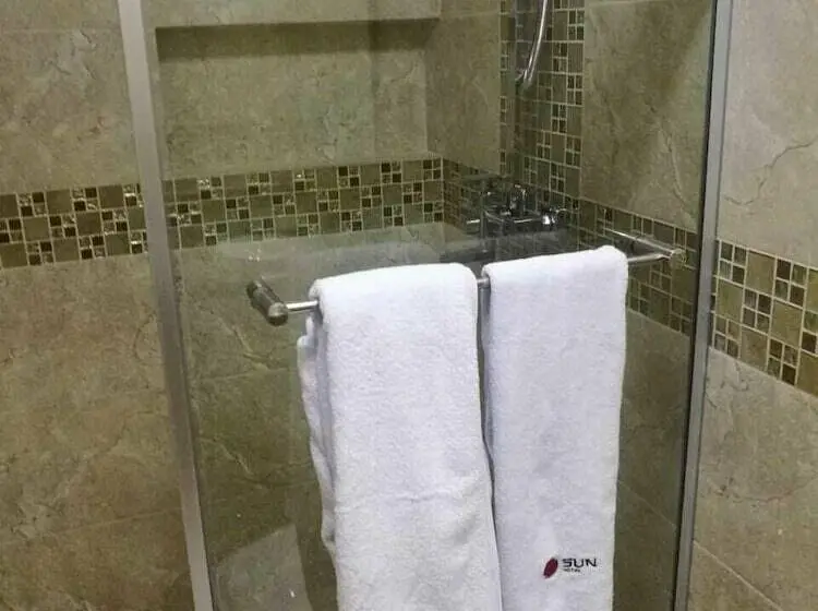 اتاق استاندارد چهار تخته, Sun