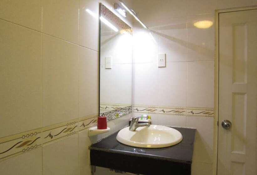 اتاق خانوادگی, Xuan Dan