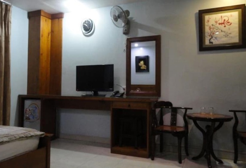 اتاق خانوادگی, Xuan Dan